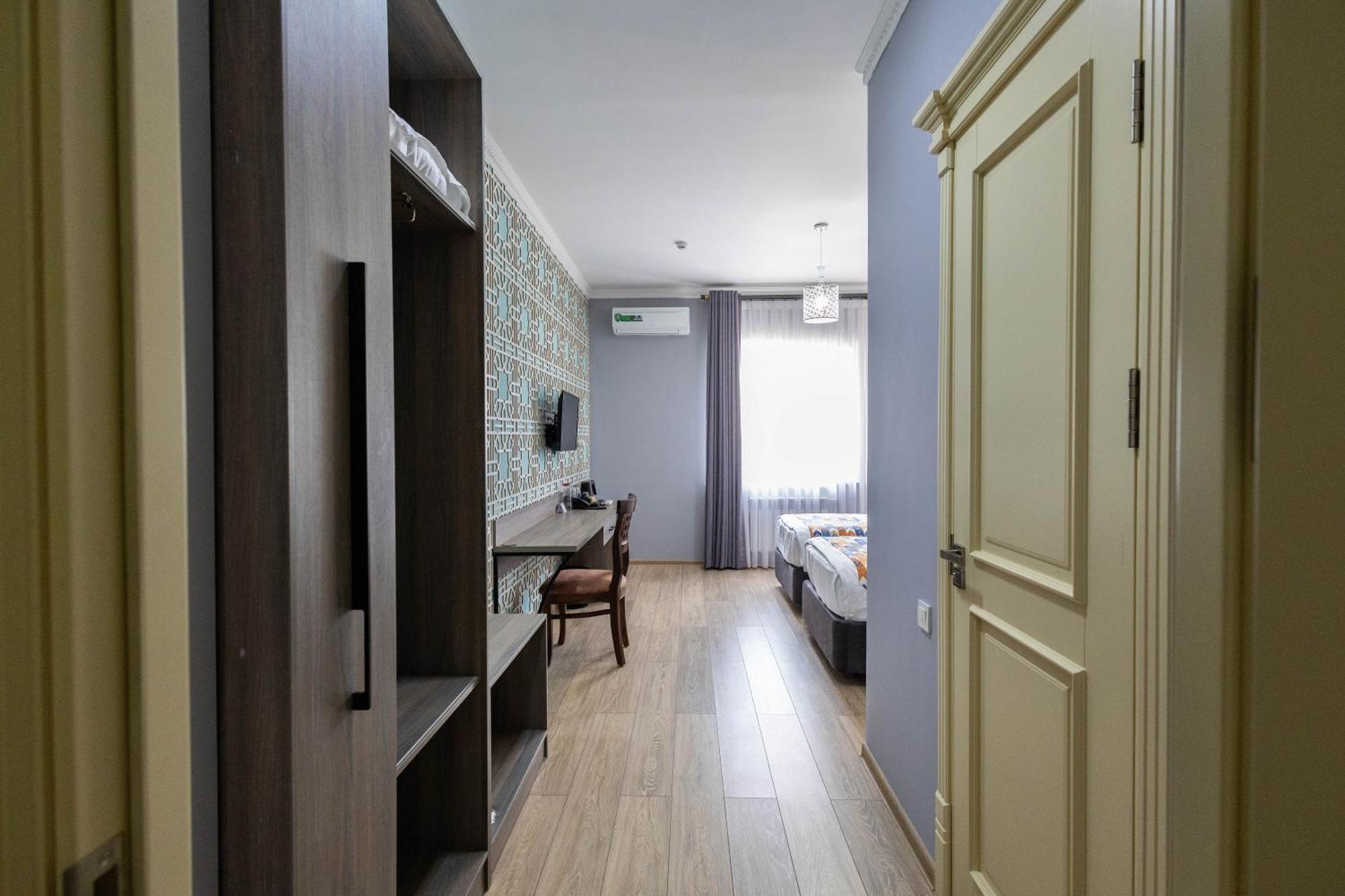 Khan Hotel サマルカンド 部屋 写真